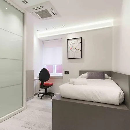 Apartment The Collection | Ondarreta Beach *