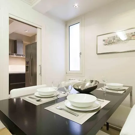The Collection | Ondarreta Beach Apartment *