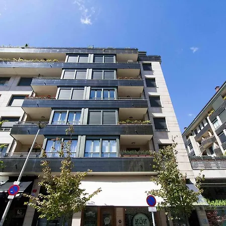 The Collection | Ondarreta Beach Apartment San Sebastian
