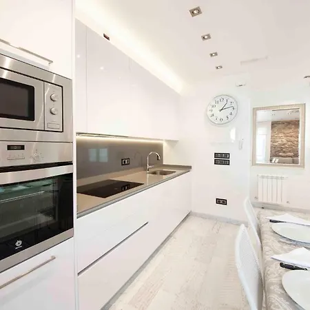The Collection | Ondarreta Beach Apartment