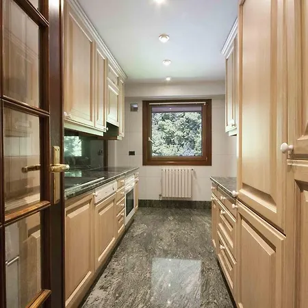 The Collection | Ondarreta Beach Apartment San Sebastian